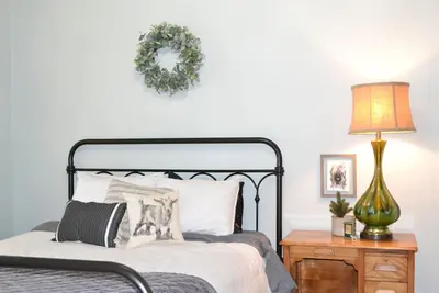 Image de Spacious 5-bedroom farmhouse near Sturgis with WiFi