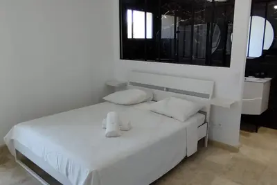Image de Mas climatisée 130m2\n 4 chambres 5 lits piscine et Jacuzzi
