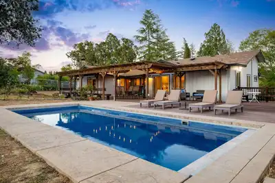 Image de Splendid Wine Country Escape: Pool, Ac & Near Healdsburg and Michelin Dining.