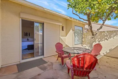 Image de Gated comfort I-10/Grant. Private garage, resort pool & spa, ultra-fast Wi-Fi