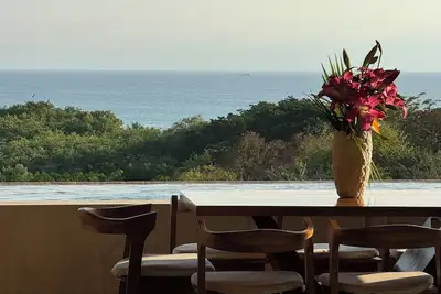 Image de Brand New 4br+ Surf Residences Inside Pm Gates at La Lancha! Premier Membership!