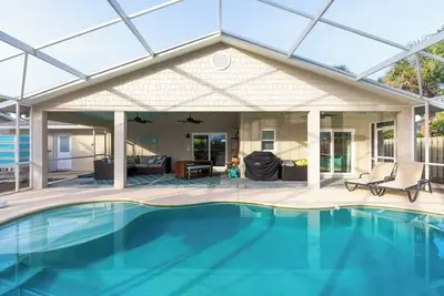 Image de Sandcastle Harbor Pool & FirePit
