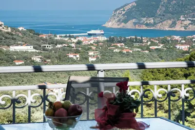 Image de Gallis Amazing Villa Skopelos- ΜΟΝΑΧΙΚΗ ΦΑΝΤΑΣΤΙΚΗ ΒΙΛΛΑ ΜΕ ΘΕΑ ΘΑΛΑΣΣΑ! ! !