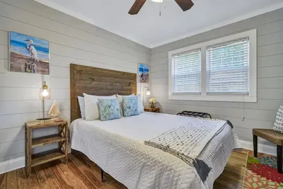 Image de Pier Side Retreat St. Simons Island 3br Sleeps 9