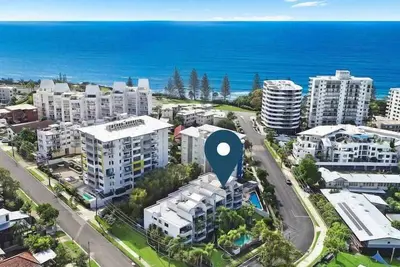 Image de 'Admirals' Coastal Haven ~ 200 mtrs to beach, pool