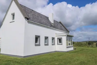 Image de No. 3 Beach Cottages, pet friendly in Keel, County Mayo