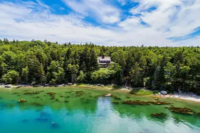 Image de Puffin Rock - Private Oceanfront Beach in Brooklin, Maine