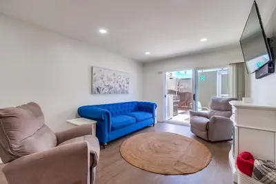 Cypress-Charming 3-bedroom home with Ac, WiFi & Pool, close to Disney & Beaches