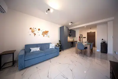Image de Charming & modern 2 bedroom apartment Dvas1-1