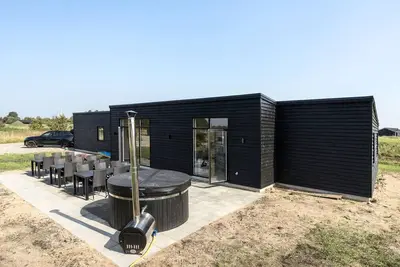 Image de Maison confortable à Grenaa avec sauna