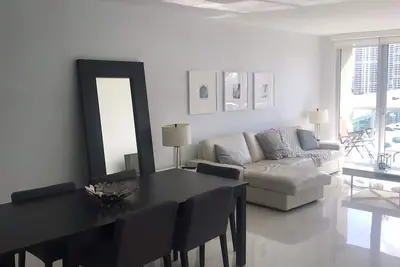 Image de Departamento Amplio de 2 Dormitorios, en Sunny Isles Beach Para 6 Personas +bebé
