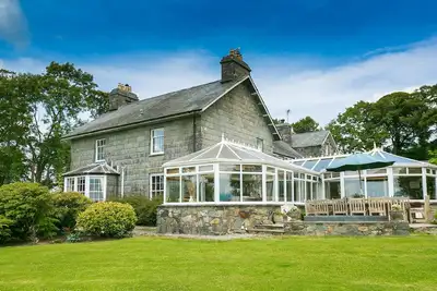 Image de Mynydd Ednyfed - a sea view that sleeps 21 guests in 10 bedrooms