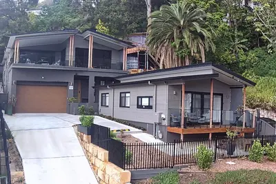 Image de Seasalt - Sleeps 12, Walking distance to Terrigal boardwalk and beach, brand new