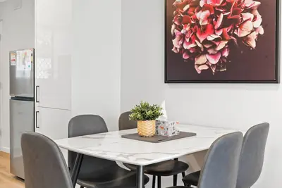 Image de No stairs, Payneham South cosy 2br unit 4. Linen hire inc. + Aircon throughout!
