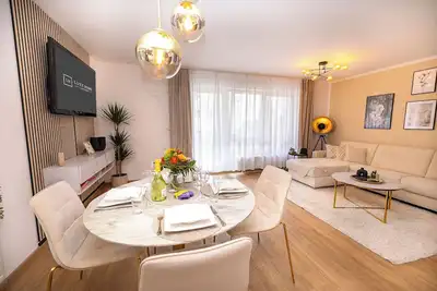 Image de Luxx Home Bc, Zentral - für 4 Personen-balkon-parken-voll Ausgestattete Küche