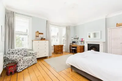 Spacious Family 3Bed on Leam Terrace with Parking | Pass the Keys