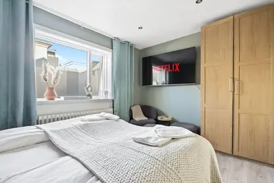 Image de Reykjavík Center, King bed, 65\" Tv with Netflix