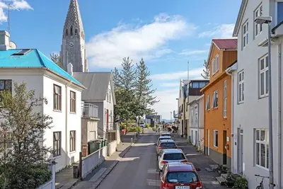 Image de Cozy and Central Apartment