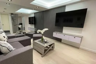 Image de High-end Azure Residences 2br Condo w\/Balcony and Beach close to Manila Airport