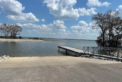 Image de Guest House With A Lake View