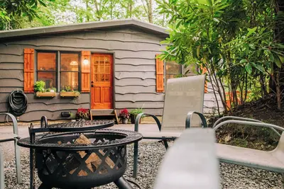 Image de Charming 2-bedroom Boho Chalet with Ac and WiFi in Blowing Rock
