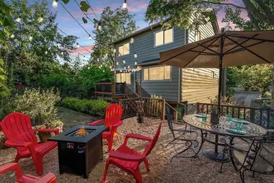 Image de Urban Escape ~ Premier Neighborhood ~ Close to Hospital ~ Fam Friendly