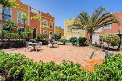 Image de Villa Torriani With Heated Pool Ph11