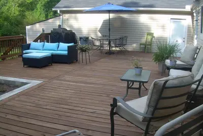 Image de Charming open floor plan 3-bedroom house for a comfortable getaway
