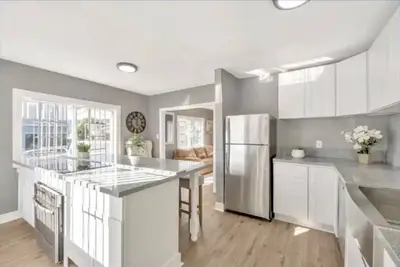 Image de 2br Cozy Oakland Gem