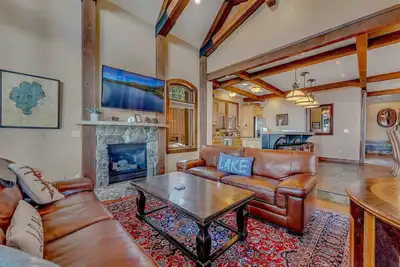 Image de Lakefront Lake Tahoe Retreat with Fire Pit