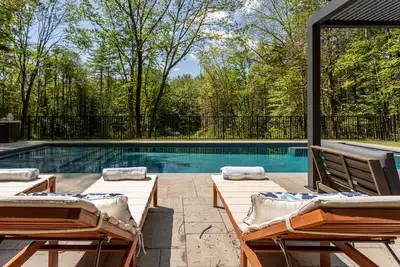 Image de New: Fabulous Home  w/ hot tub in Stone Ridge