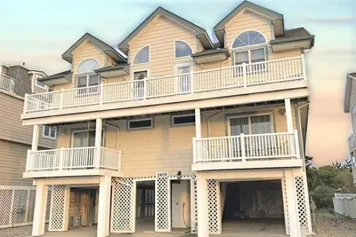 Image de 2409 Landis Avenue South