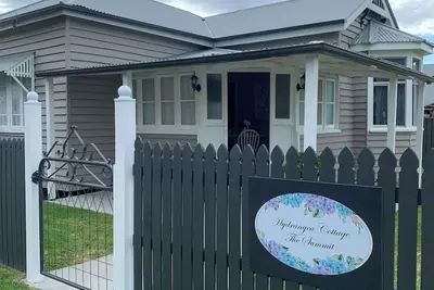 Image de Country cottage in the heart of the Granite Belt