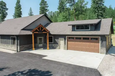 Image de Single Level Spacious Twin Home w/ Garage, Hot Tub Paved Road and Clubhouse