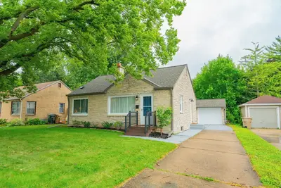 Image de Travel Nurse’s Modern Bungalow! Cozy 3 Bedroom Home