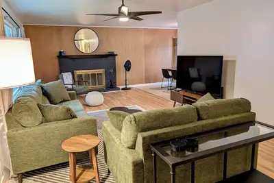 Image de Casa Bonita - A mid-century retreat in Grand Junction!