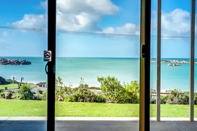 Image de The Dolphins1 Beachfront 1-10 Strangways Tce