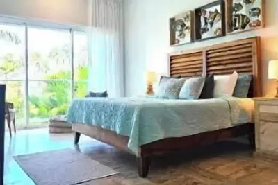 Image de 3 Br beach front apt at playa bonita #p6-202