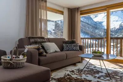 Image de Luxury Apartment, 2 Bedrooms Chalet Rahas A Grimentz - By Mrs Miggins