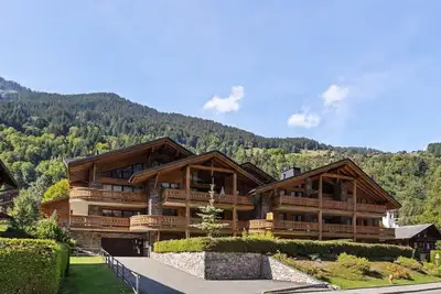 Image de Appartement de luxe situé au centre de Champéry, proche Palladium, remontées mécaniques et toutes co