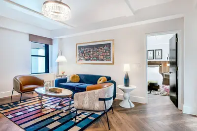 Image de Steps Away from Times Square | Spacious Room w/ Kitchenette and Living Area