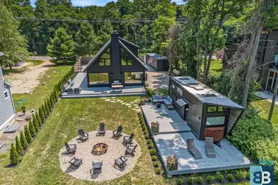 Image de Beach Haven: Beautiful property in South Haven