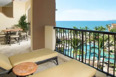 Image de Deluxe 2 bedroom available week 52 at Flamingos resort in Puerto Vallarta Mexico