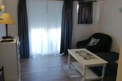 Image de Apartments Libertas - One Bedroom Apartment with Balcony and Sea View - (9)