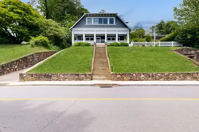 Image de Lake Junaluska Retreat: Gas Grill, Family Fun and Serene Views