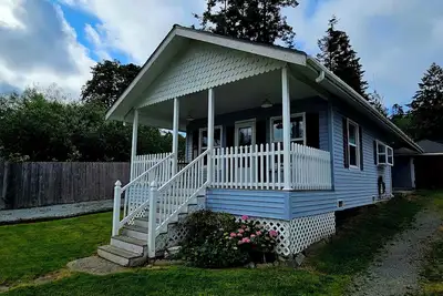 Image de Seas the Day Cottage on Camano Island. Walks on the beach & beautiful sunsets.