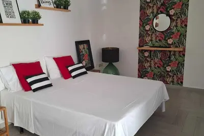 Image de Résidence-Appartement-Salle de bain privée séparée-Vue sur la cour-Casa Pompe. . .