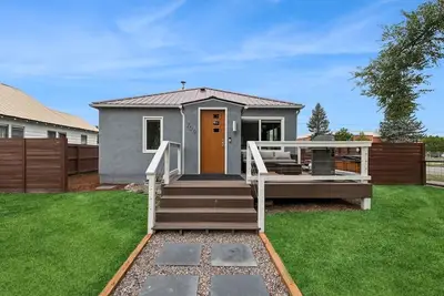 Image de Kalispell Townhouse with Saltwater Hot Tub