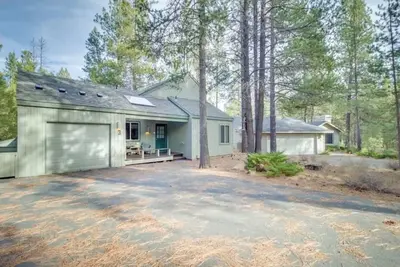 Image de Charming and fully remodeled 2024\n 3-bedroom house with WiFi and Ac in Sunriver