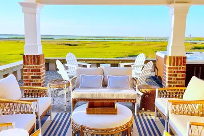 Image de New Bayfront Avalon Home 3br/3. 5ba